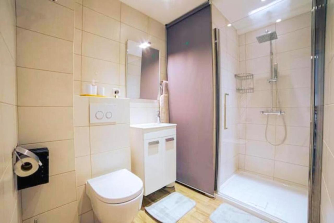 Cocoon Center - Rue D'Antibes - 200M Plage- Clim - Wifi - Unique Канны Экстерьер фото